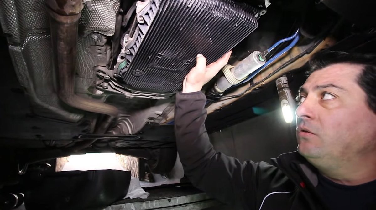 Cárter de plástico de la caja ZF 8HP que hace de filtro de la caja de cambios